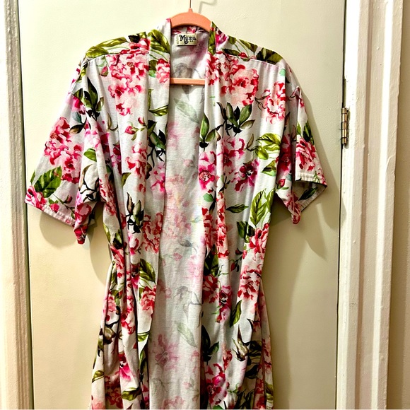 Show me your mumu robe - Picture 3 of 4